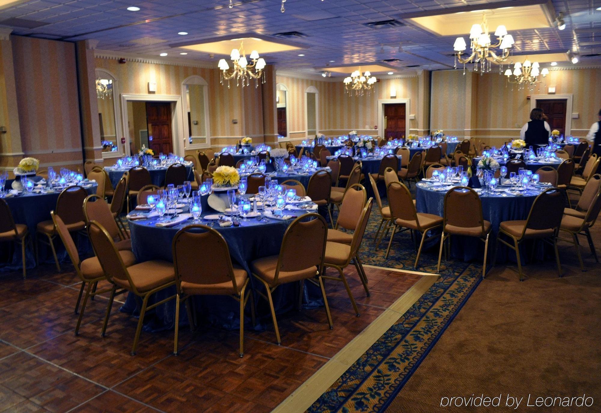 Holiday Inn Cleveland-Mayfield By Ihg Restaurante foto